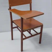 صندلی دانشجویی