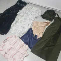 تعدادی لباس مجلسی به دلیل کمبود جا بفروش میرسد