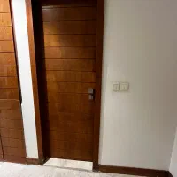 درب چوبی با چهار چوب|مصالح و تجهیزات ساختمان|تهران, فرمانیه|دیوار