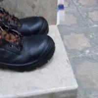 کفش ایمنی|کیف، کفش، کمربند|مرودشت, بیست متری بیمارستان|دیوار