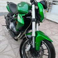 بنلی 300|موتورسیکلت|اندیشه, اندیشه فاز ۳|دیوار