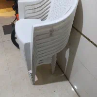 صندلی پلاستیکی