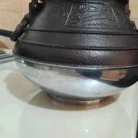 دو عدد زودپز|ظروف پخت‌وپز|قم, دروازه ری|دیوار