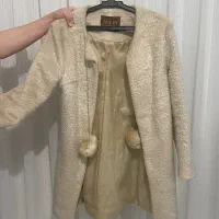 پالتو|لباس|مشهد, فردوسی|دیوار