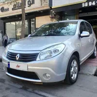رنو ساندرو اتومات مدل ۱۳۹۵