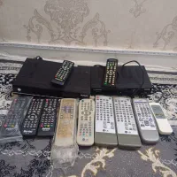 دستگاه‌دیجیتال‌وتعدادی‌کنترول.