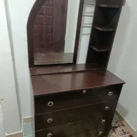 مبل و میز آرایشی