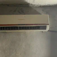کولر گازی 1عدد. کولر گازی ۲عدد کولر گازی پشت پنجره|کولر گازی و فن‌کوئل|شیروان (خراسان), |دیوار