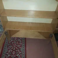 تخت محکم و چوبی