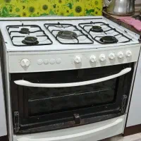 یک عدد گاز فر تکنو   سالمه.  یک عدد بخاری سالم|اجاق گاز و لوازم برقی پخت‌وپز|اسلام‌شهر, شهرک طالقانی|دیوار