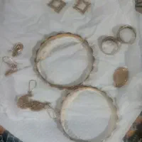 مقداری طلا  از ۱گرم تا ۱۸ گرم