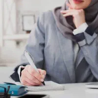 منشی کلنیک زیبایی