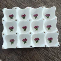 جای نمکدون و تخم مرغ