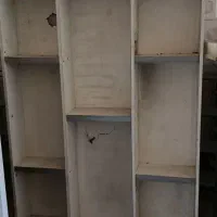 فروش تعدادی ویترین و لوازم چوبی mdf