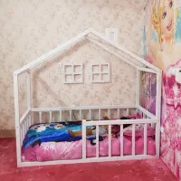 تخت کلبه ای کودک بسیار ساده و شیک