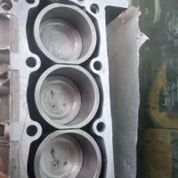 موتور پژو ۴۰۵ .بلوک سیلندر ۲۰۶ و سرسیلندر پژو|عمده‌فروشی|رشت, آب آسیاب|دیوار
