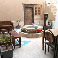 اقامتگاه سنتی با 4 اتاق مستقل