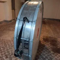 طبل سالم|درام و پرکاشن|شبستر, |دیوار
