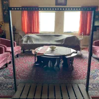 رگال چوبی فروشگاهی با طراحی خاص ، مناسب بوتیک مزون|فروشگاه و مغازه|نوشهر, |دیوار