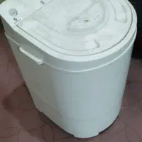مینی واش .کهنه شور بچه.و یه جاروبرقی هردو سالم
