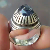 یک عدد انگشتر یاقوت کهنه اصل