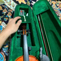 ویولن|ویولن|اقبالیه, |دیوار