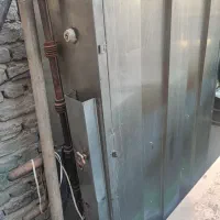 یک عدد دستگاه بریان مرغ به فروش می‌رسد