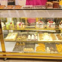 یخچال‌ ویترینی و ویترین مغازه