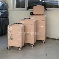 چمدان پیاده روی|کیف، کفش، کمربند|اصفهان, باب الدشت|دیوار