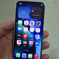 ایفون 12 نرمال