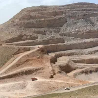 استخدام کمک مکانیک و آشپز و کارگر