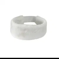 هدبند روسی پشمی و پلنگی|لباس|قدس, شهر‌قدس|دیوار