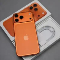 آیفون 17 پرومکس در حد آک