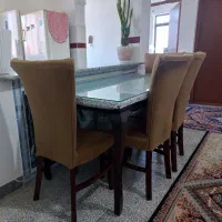 فروش فوری میز‌ ناهار خوری ۶نفره