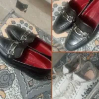 کفش کالج تمیز