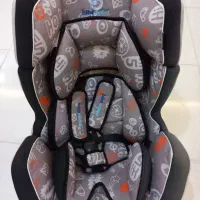 صندلی ماشین کودک