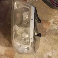 چراغ جلو .  رادیاتور بخاری . زنجیر چرخ