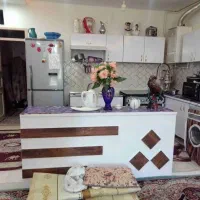 آپارتمان طبقه اول