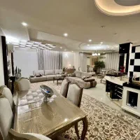 آپارتمان ۱۷۲ متری تاپ لوکیشن