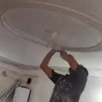 نیازمند یه کارگر ساده گچساز و استاکار