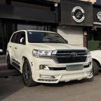 لندکروز ۲۰۱۱ رنگدار با قیمت استثنایی