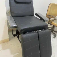 تخت تتو و کنسول|آرایشگاه و سالن‌های زیبایی|کرج, مصباح|دیوار