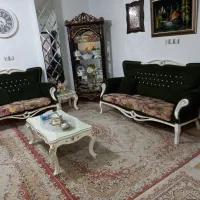 مبل هفت نفره همراه باجلومبلی.خیلی تروتمیزه