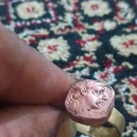 انگشتر زیر خاکی