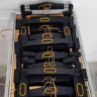 دنیای آویز رگال چوب کار لباس چوبکار مانکن رختی