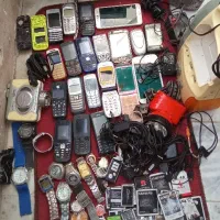 گوشی و رادیو قدیمی