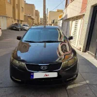 کیا سراتو وارداتی مدل ۲۰۱۰ موتور ۲۰۰۰|خودرو سواری و وانت|اصفهان, مسجد مصلی|دیوار