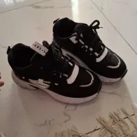 کتونی مشکی لژ دار سایز 39|کیف، کفش، کمربند|تهران, خواجه نظام الملک|دیوار