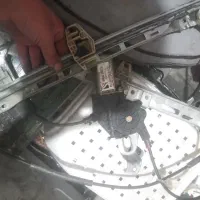 شیشه بالابر 206