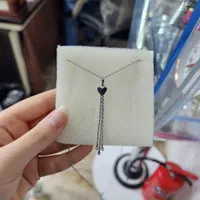 پلاک اویز با زنجیر نقره اصلی|بدلیجات|کرمانشاه, |دیوار